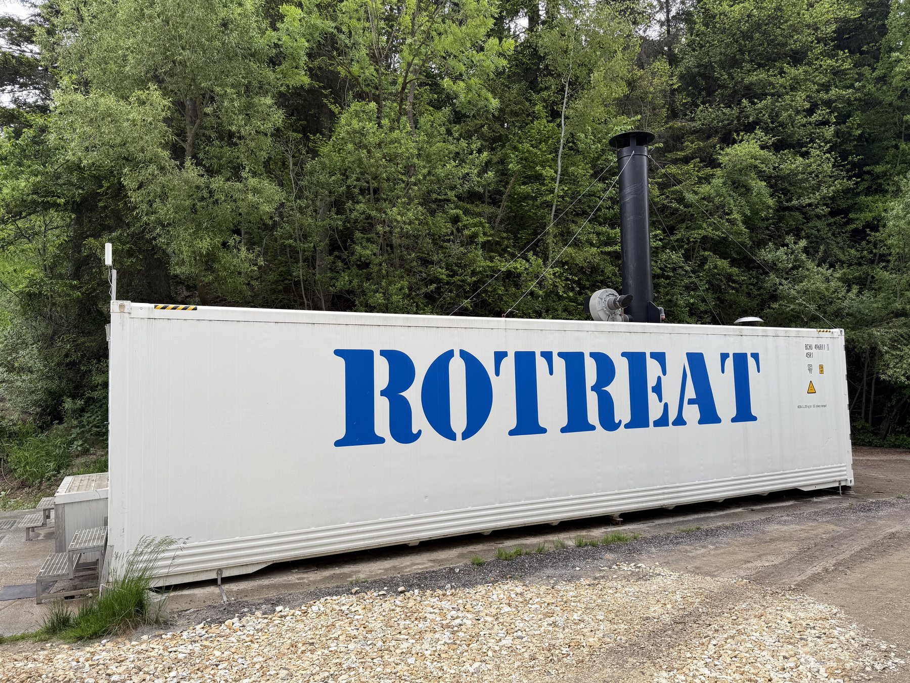 Containerized ROTREAT treatment plant exterior used as temporary Aquarin visual